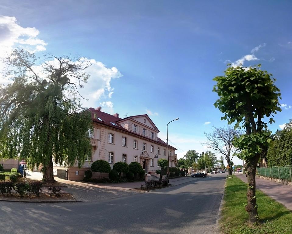 Hotel Libero Milicz Exterior foto